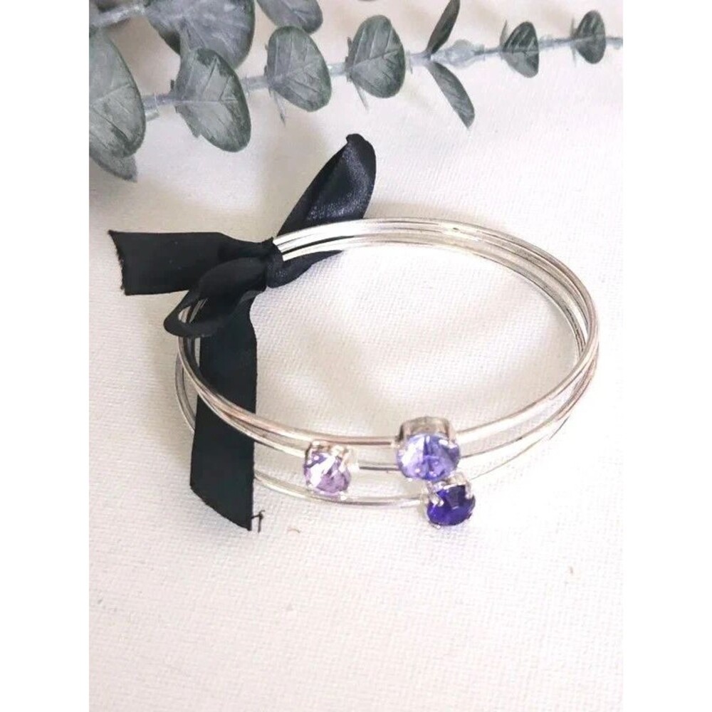 Vintage 2011 Avon Zuri Stacks Bracelet Set 3 Purple Stone Bangles Size Medium